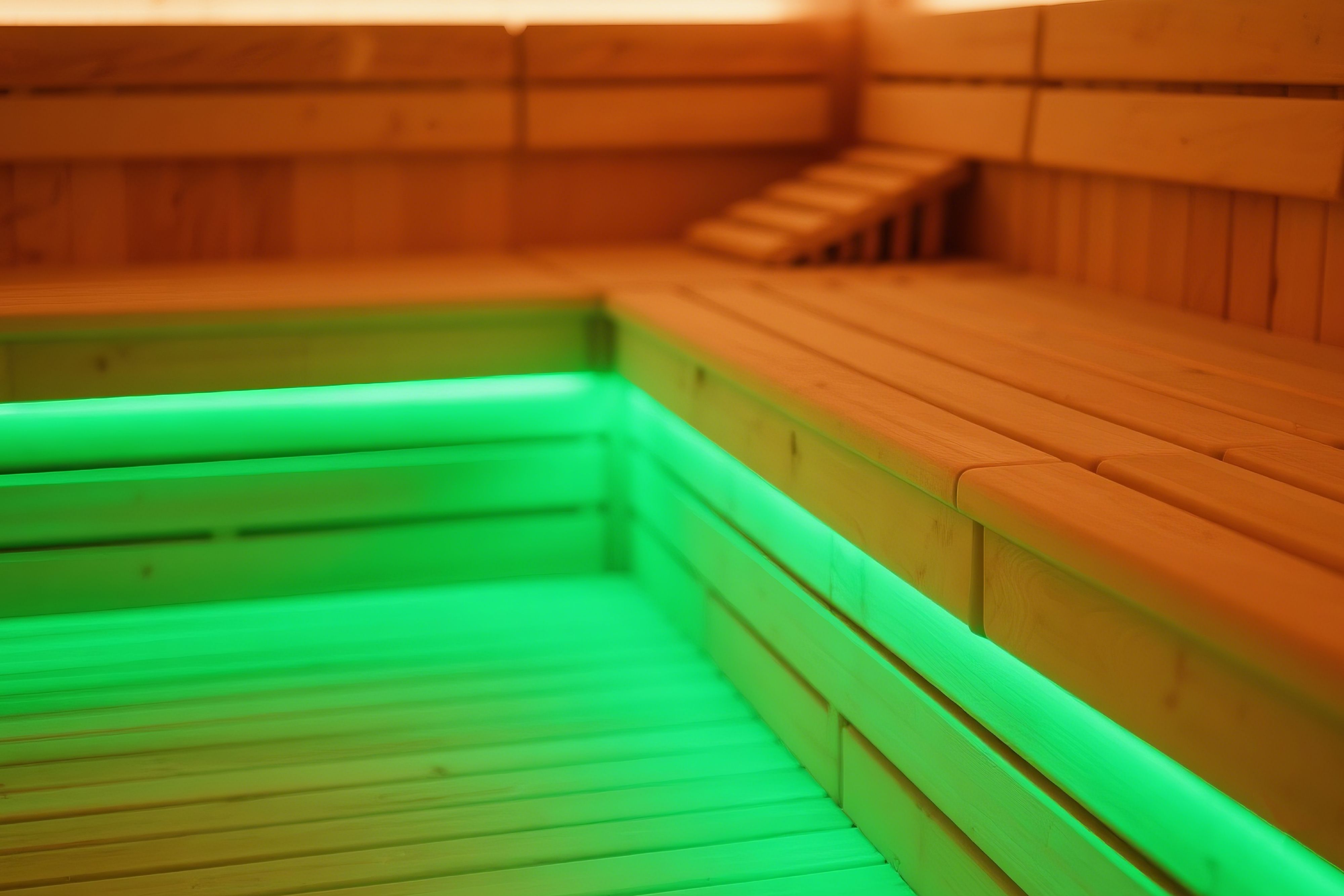 Produktbild eines Karibu Gartenprodukts aus Holz, im Garten aufgebaut